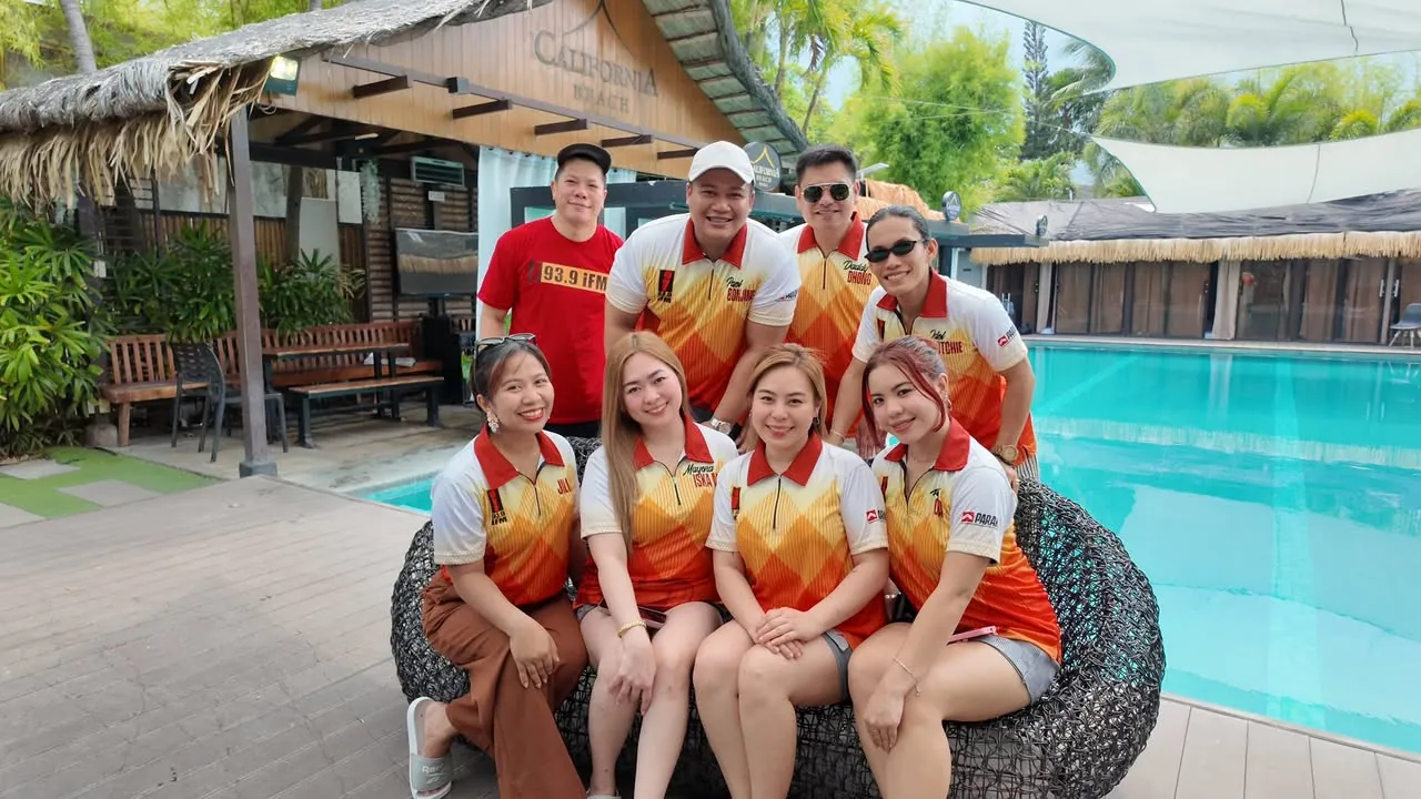 The iFM 93.9 Manila team gathered poolside at California Beach Pansol