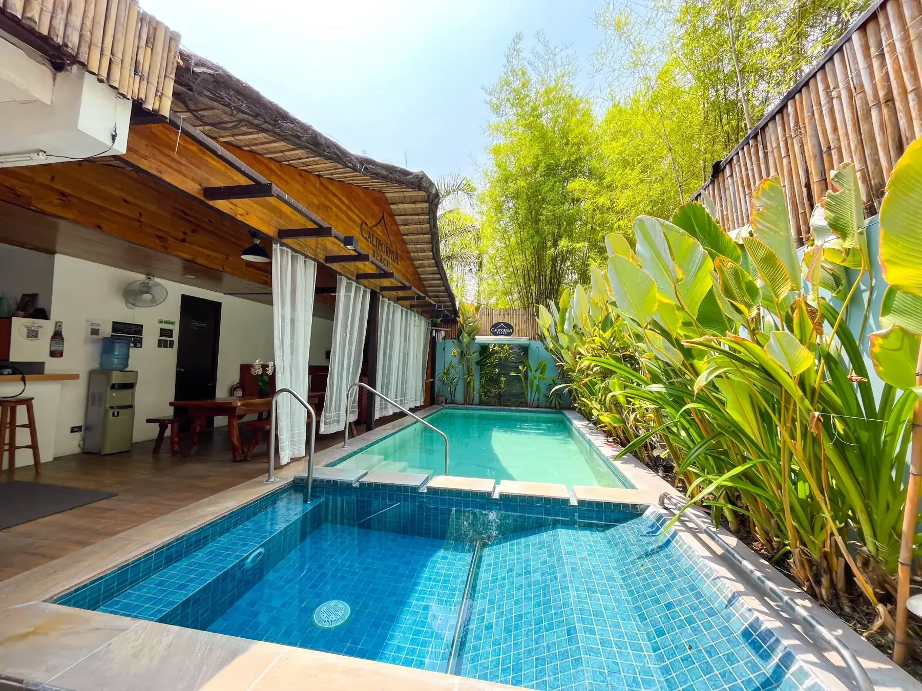 Casita — small private pool framed by tropical plants